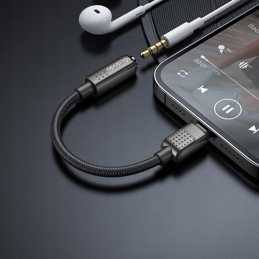Audio adapter Lightning - 3,5 mm McDodo CA-5010, črn