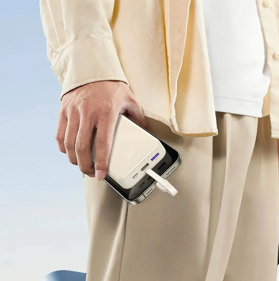 Zunanja baterija UGREEN PB521, 20000mAh, 30W, QC + PD, 1 x USB-A - 2 x USB-C, Bela