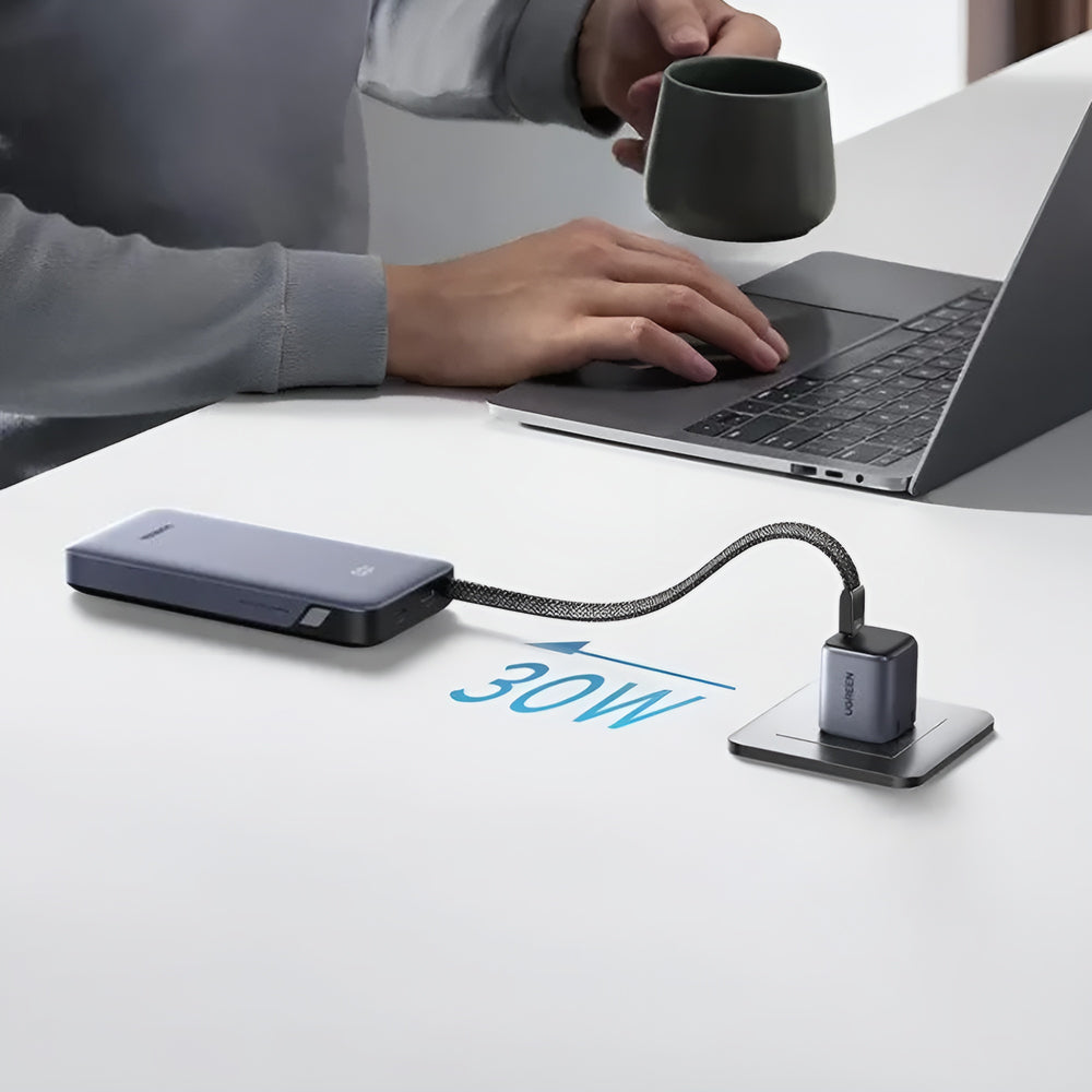 Zunanja baterija UGREEN PB528 (55985B), 20000mAh, 30W, QC + PD, 1 x USB-A - 3 x USB-C, Siva