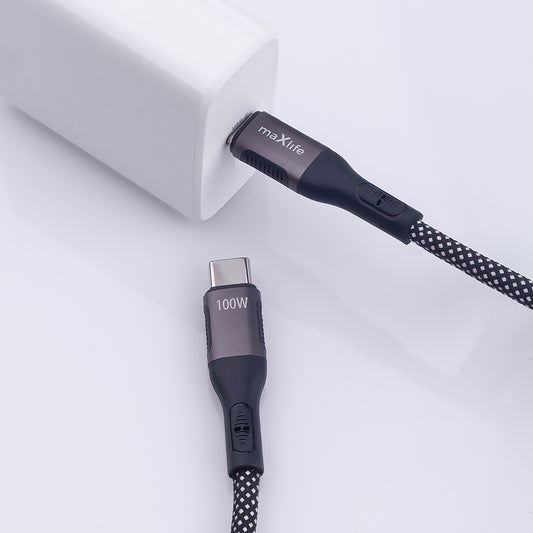 Podatkovni in polnilni kabel USB-C - USB-C MaXlife MXUC-11 Magnetic, 100W, 1m, črn