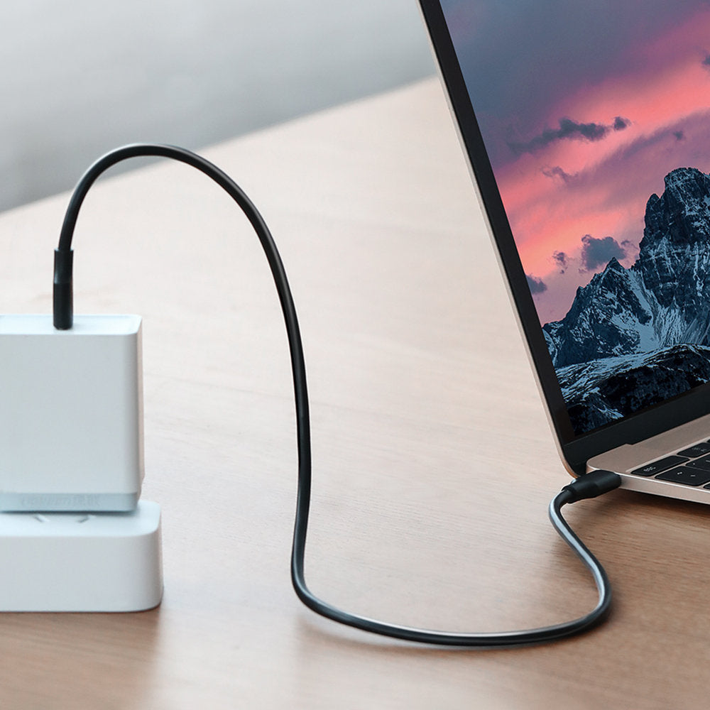 Kabel za podatke in polnjenje USB-C - USB-C UGREEN US286, 60W, 1.5m, črn