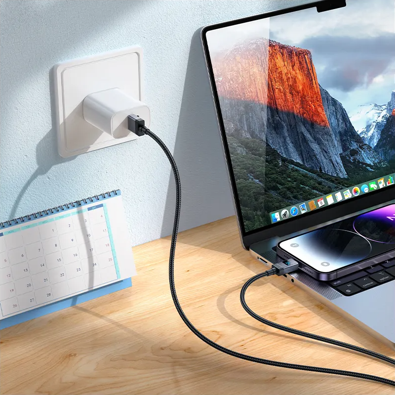 Kabel za podatke in polnjenje USB-A - Lightning HOCO X118 Display, 12W, 1m, črn