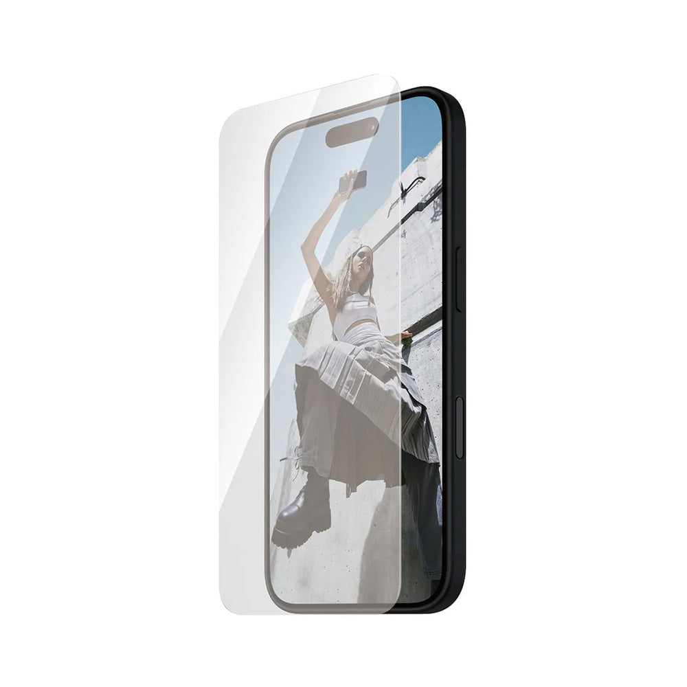 Zaščitna folija za zaslon PanzerGlass Safe. Ultra-Wide Fit za Apple iPhone 16 / 15, Kaljeno steklo, Full Glue.