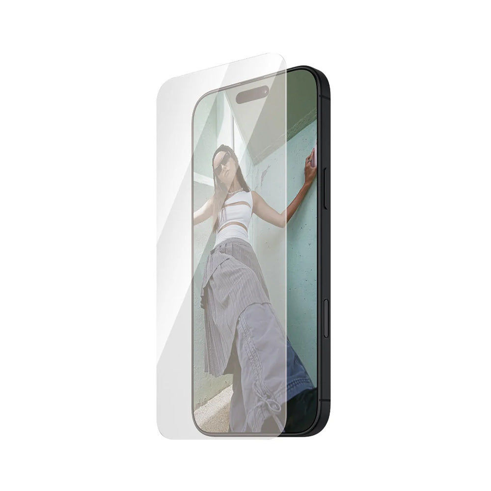 Zaščitna folija za zaslon PanzerGlass Safe. Ultra-Wide Fit za Apple iPhone 16 Pro, Kaljeno steklo, Full Glue.