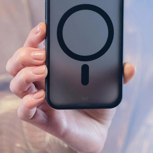 MagSafe ovitek za Apple iPhone 17 Pro, 3MK, Smoke MagCase, Črna