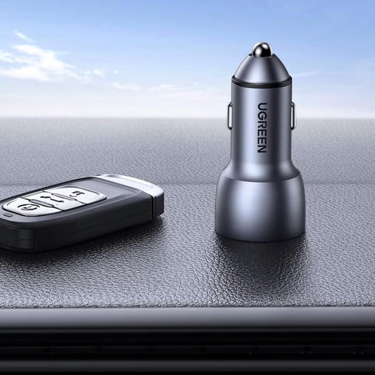 Avtomobilski polnilnik UGREEN CD213, 36W, 3A, 2 x USB-A, siva