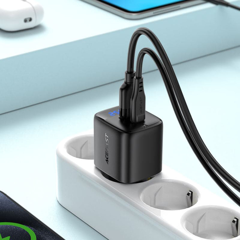 Polnilnik Acefast A114 Display, 25W, 3A, 1 x USB-A - 1 x USB-C, črn