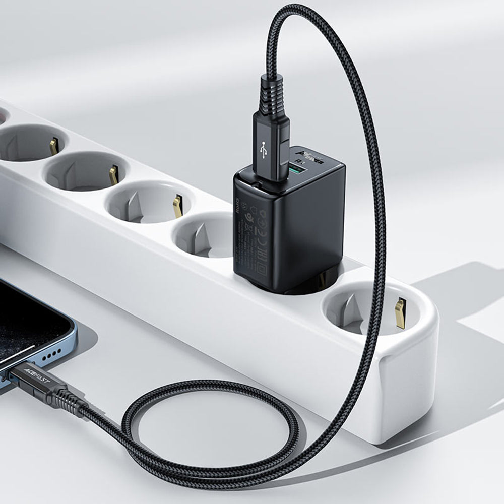 Polnilnik Acefast A33, 18W, 3A, 2 x USB-A, črn