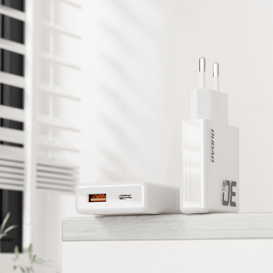 Omrežni polnilnik Dudao A30EU, 30 W, 3A, 1 x USB-A - 1 x USB-C, bel
