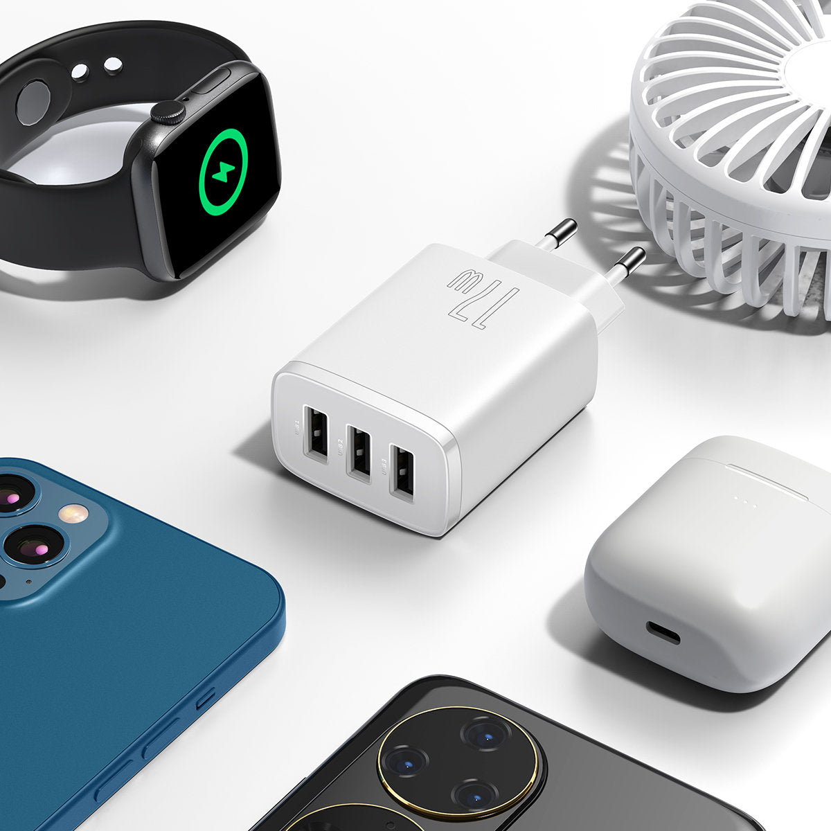 Omrežni polnilnik Baseus Compact 3U, 17 W, 2,1 A, 3 x USB-A, bel CCXJ020102