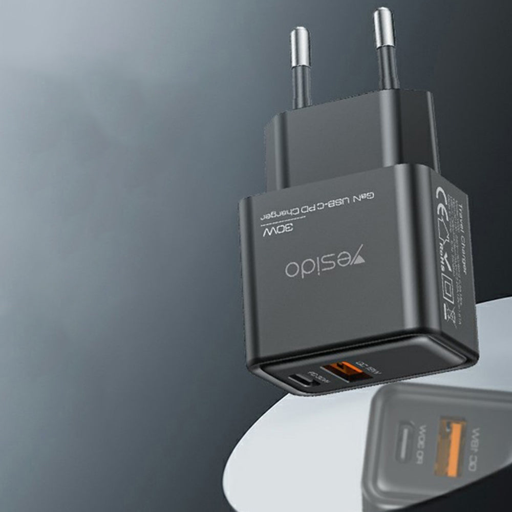 Polnilnik Yesido YC64, 30W, 3A, 1 x USB-A - 1 x USB-C, črn
