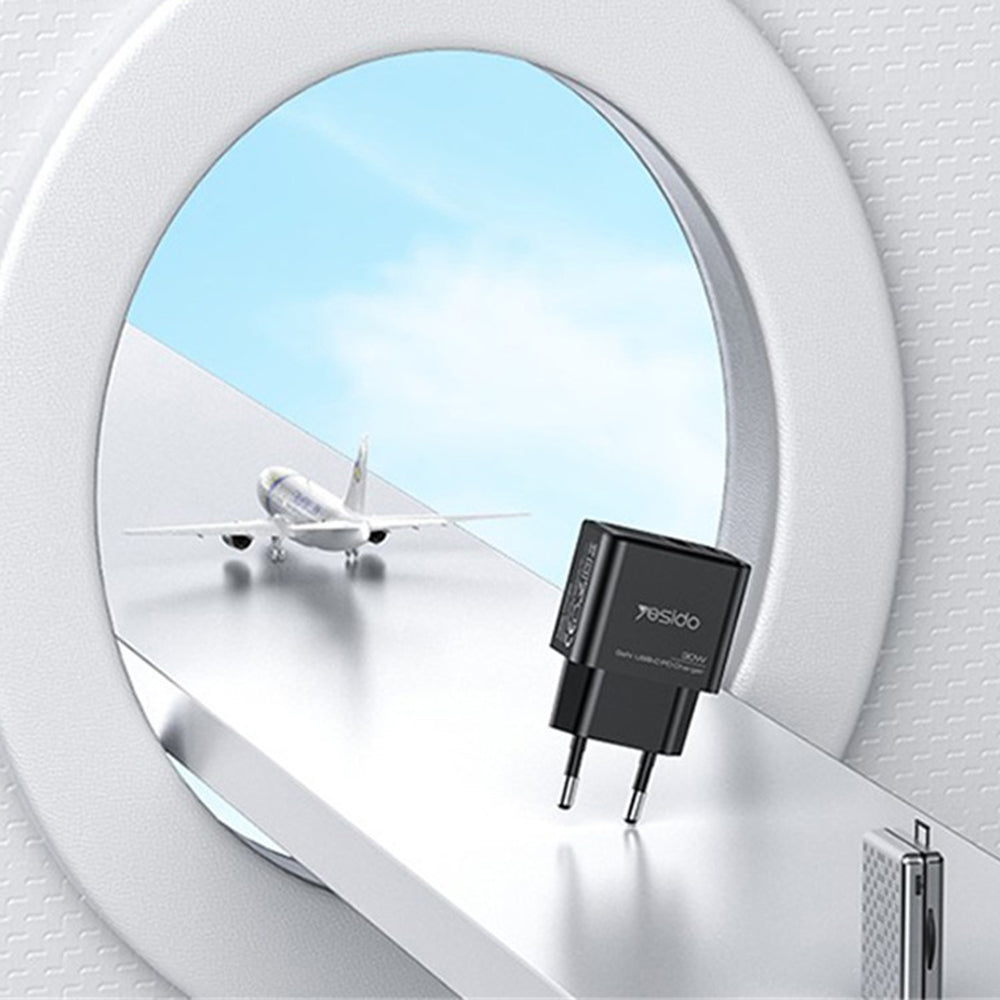 Polnilnik Yesido YC64, 30W, 3A, 1 x USB-A - 1 x USB-C, črn