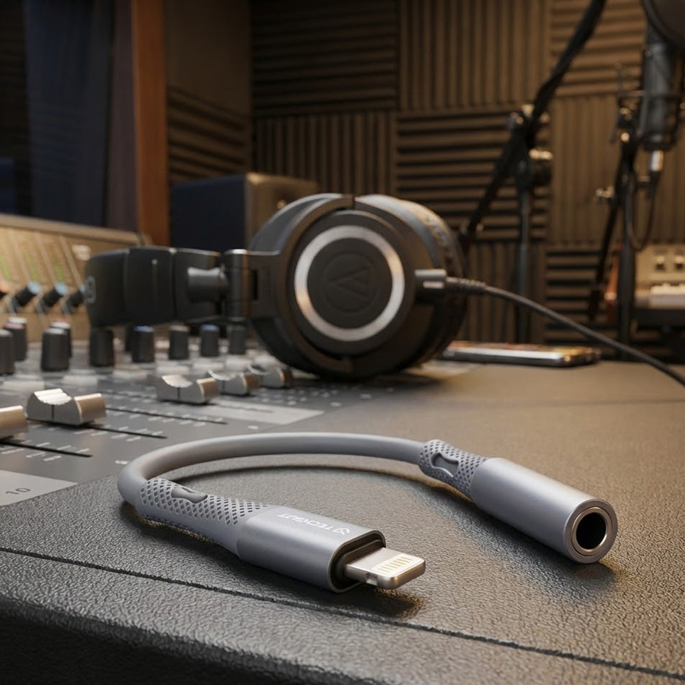 Audio adapter Lightning - 3.5mm Techsuit AC2 SoundFlex, Siv