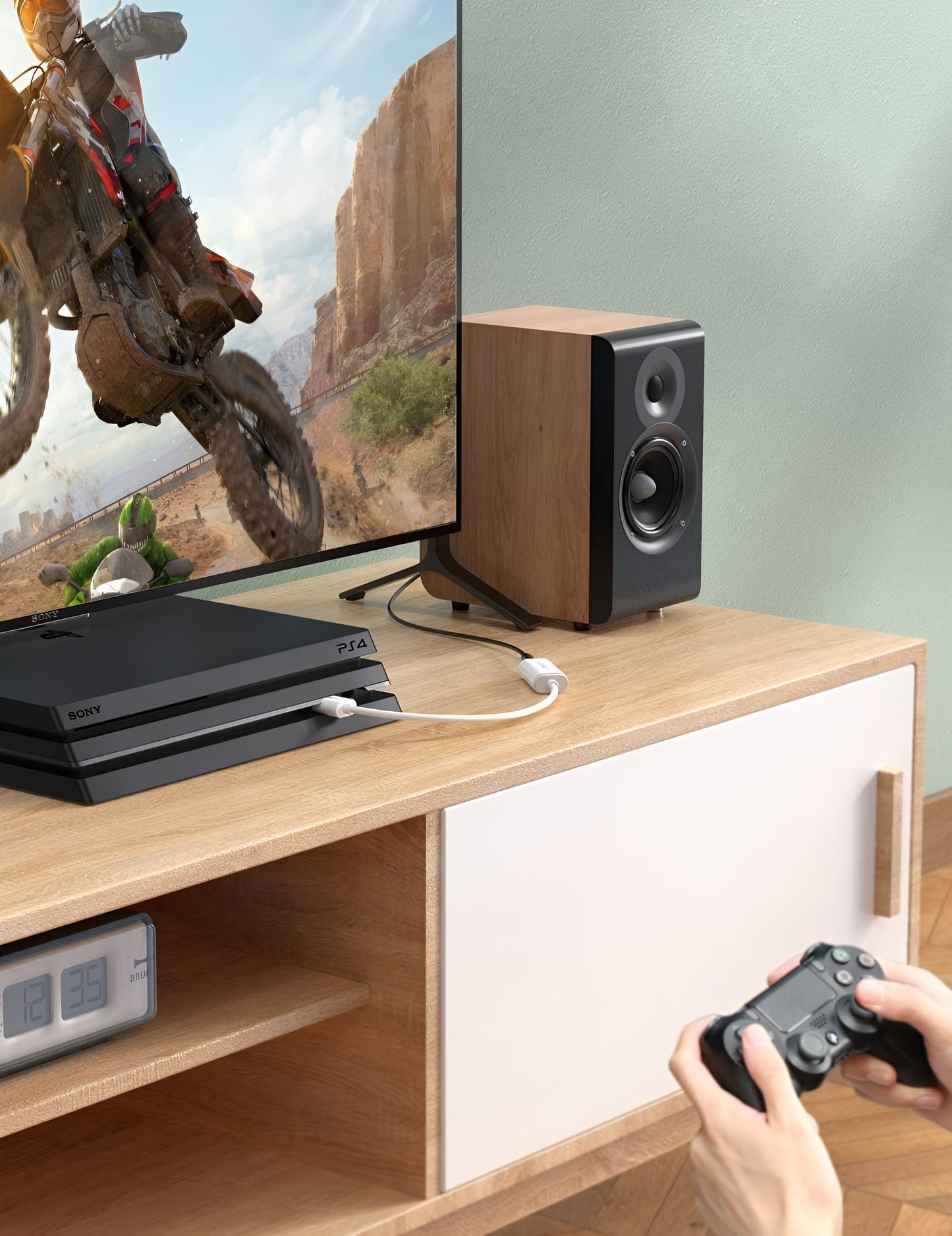 Audio adapter UGREEN US206, USB-A - 3,5 mm, bel