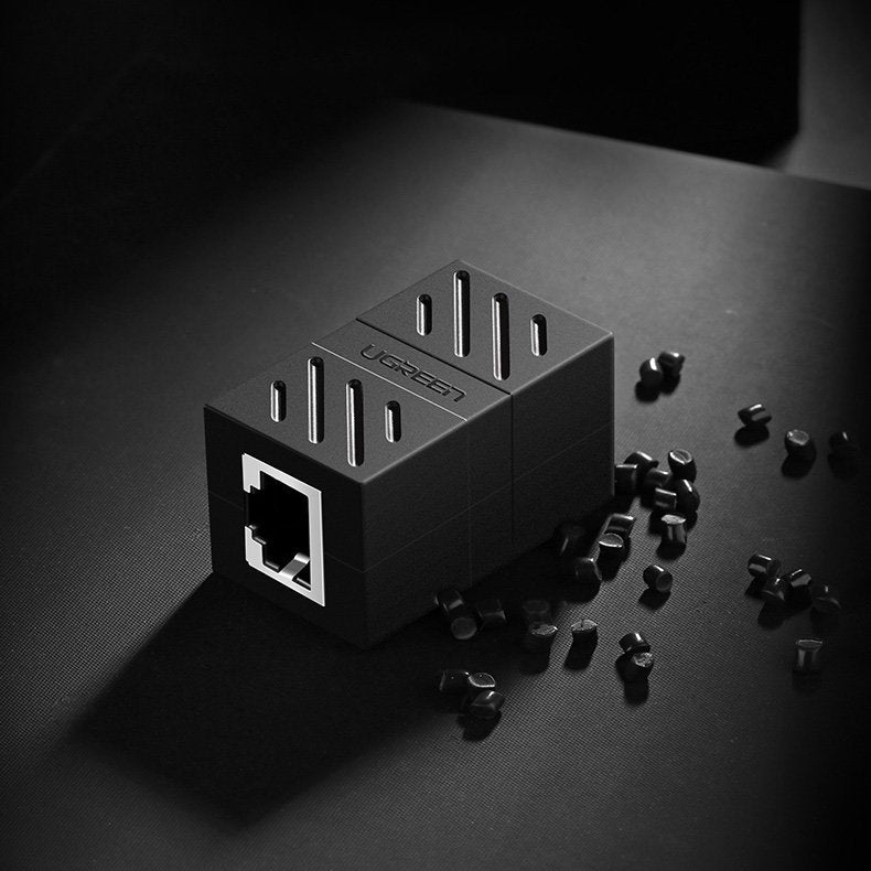 UGREEN NW114 mrežni adapter, RJ45 - RJ45, črn