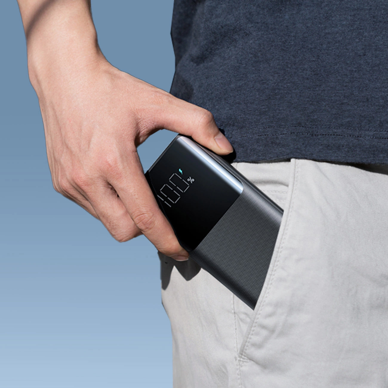 Zunanja baterija Joyroom JR-PBF20, 10000mAh, 25W, QC + PD, 1 x USB-C - 2 x USB-A, Črna