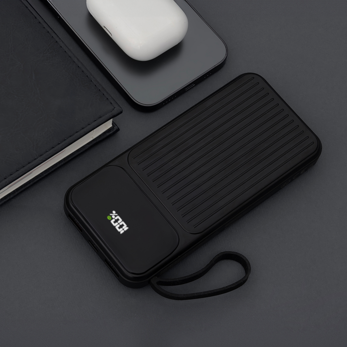 Zunanja baterija MaXlife MXPB-06, 10000mAh, 22.5W, QC + PD, 1 x Lightning - 2 x USB-A - 2 x USB-C, Črna