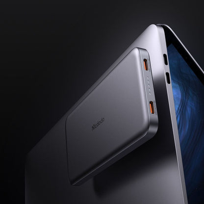 Zunanja baterija Wireless McDodo MC-3781 Meta, 10000mAh, 20W, PD + FQI, 1 x QI - 2 x USB-C, črna