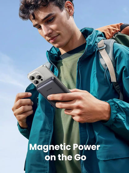 Zunanja baterija UGREEN PB761, 10000mAh, 30W, PD + FQI, 1 x QI - 1 x USB-C, Siva