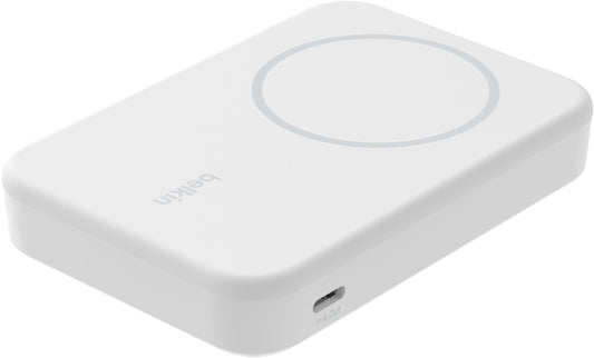 Brezžična zunanja baterija Belkin BoostCharge Pro s stojalom, 8000mAh, 15W, FQI, 1 x QI - 1 x USB-C, bela BPD007btWH