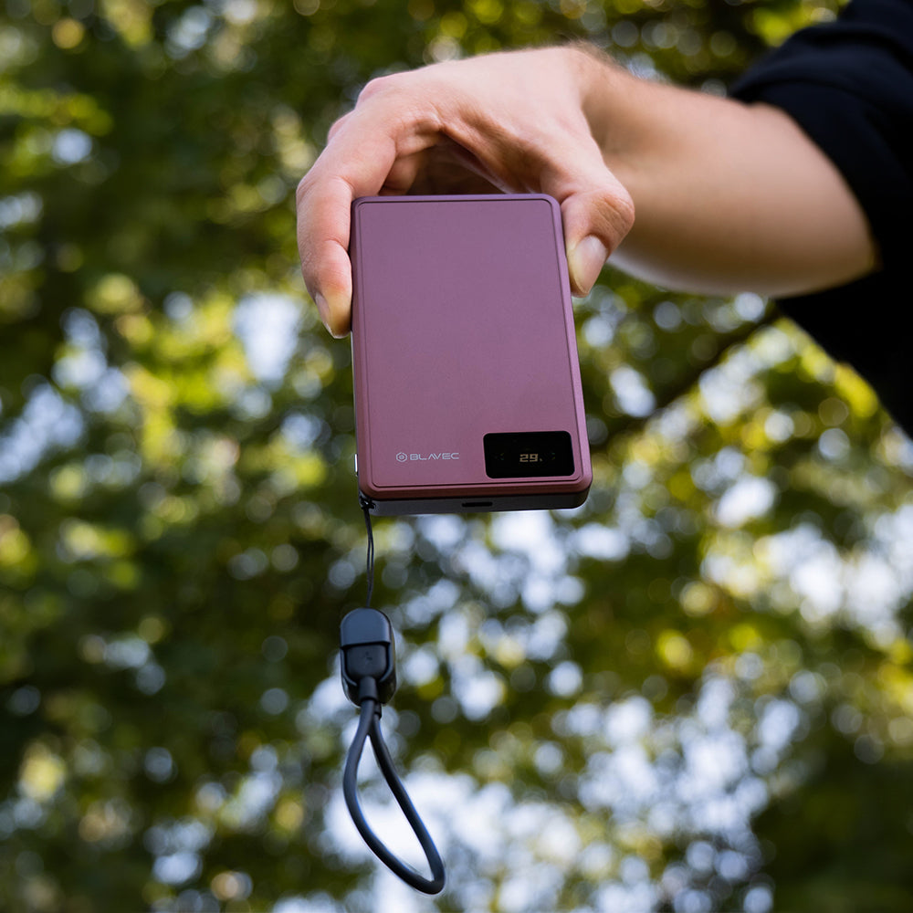 Brezžična zunanja baterija Blavec BJ-03 Slim, 10000 mAh, 22,5 W, PD + FQI, 1 × QI – 1 × USB-C, vijolična
