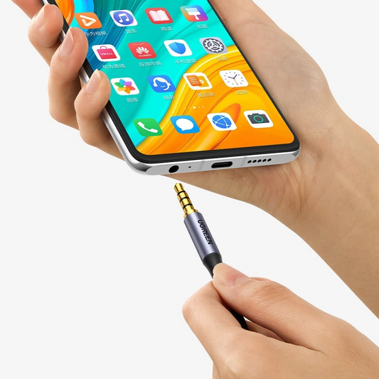 Audio kabel 3.5mm - 3.5mm UGREEN AV183, 3m, črn