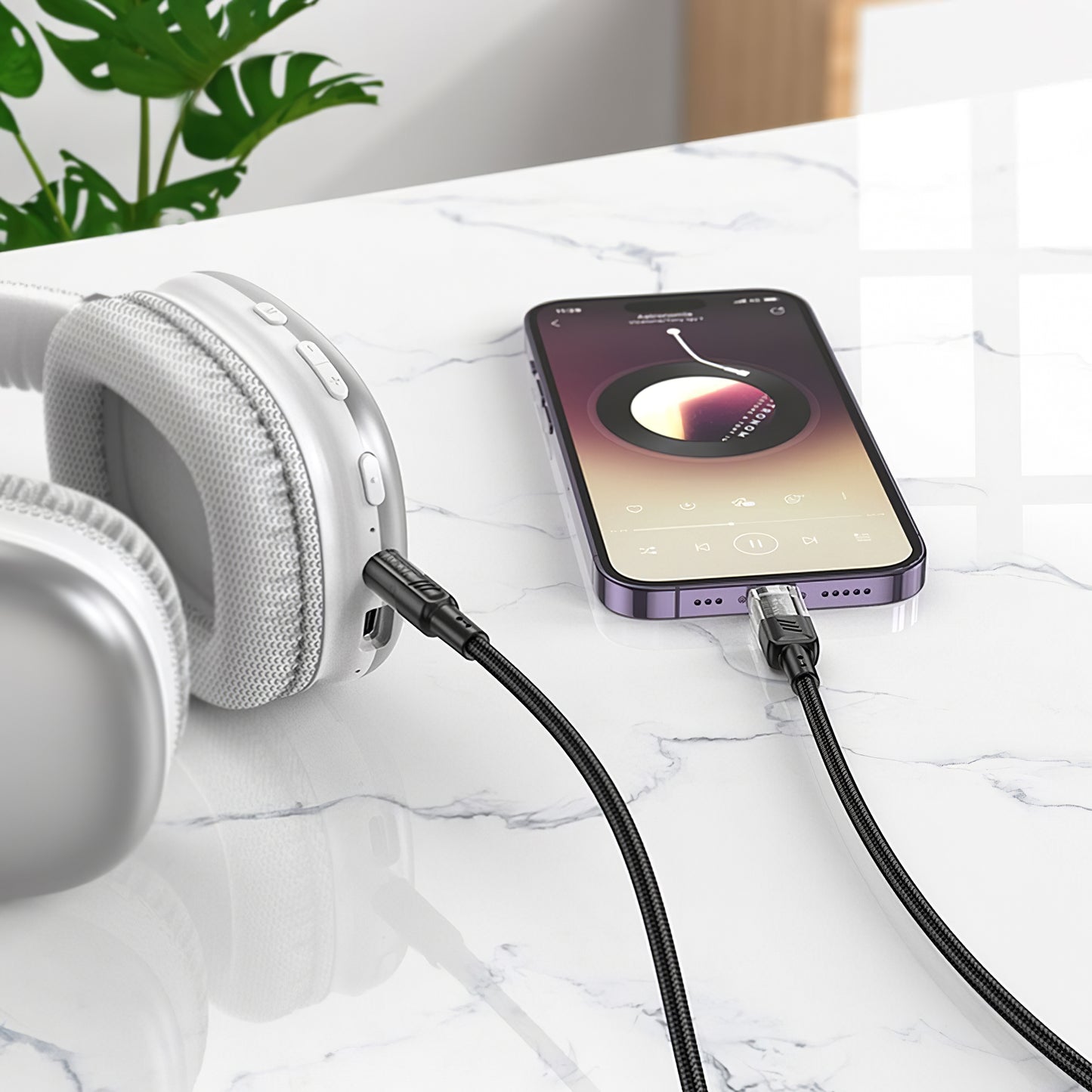 Audio kabel Lightning - 3.5mm HOCO UPA27, 1.2m, črn