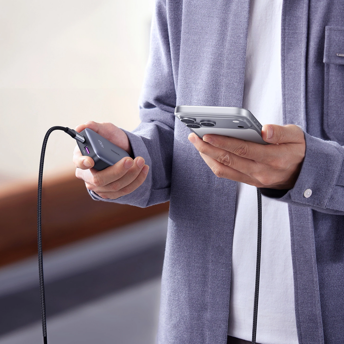 Podatkovni in polnilni kabel USB-C - USB-C UGREEN, 100W, 1m, črn