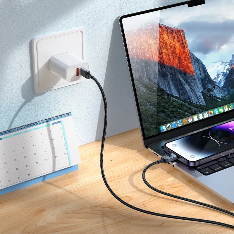 Kabel za podatke in polnjenje USB-C - Lightning HOCO X118 Display, 27W, 1m, črn