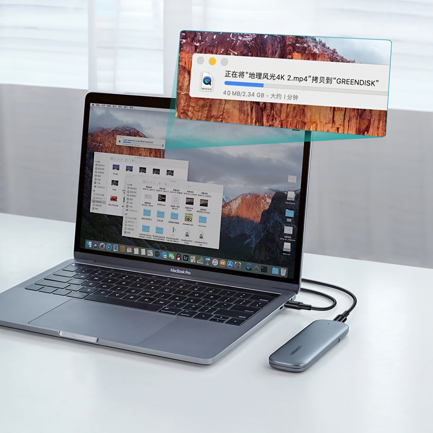 Kabel za podatke in polnjenje USB-C - USB-C UGREEN US300, 100W, 2m, Bel