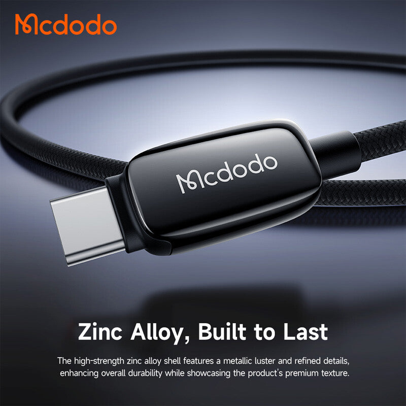 Podatkovni in polnilni kabel USB-C - USB-C McDodo CA-0100, 100W, 1.2m, črn