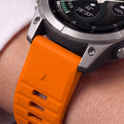 Silikonski pašček Techsuit za Garmin Fenix 5 / 6 / 6 Pro / 7 / 8 / 8 Pro / E / 9 / 9 Pro, oranžen