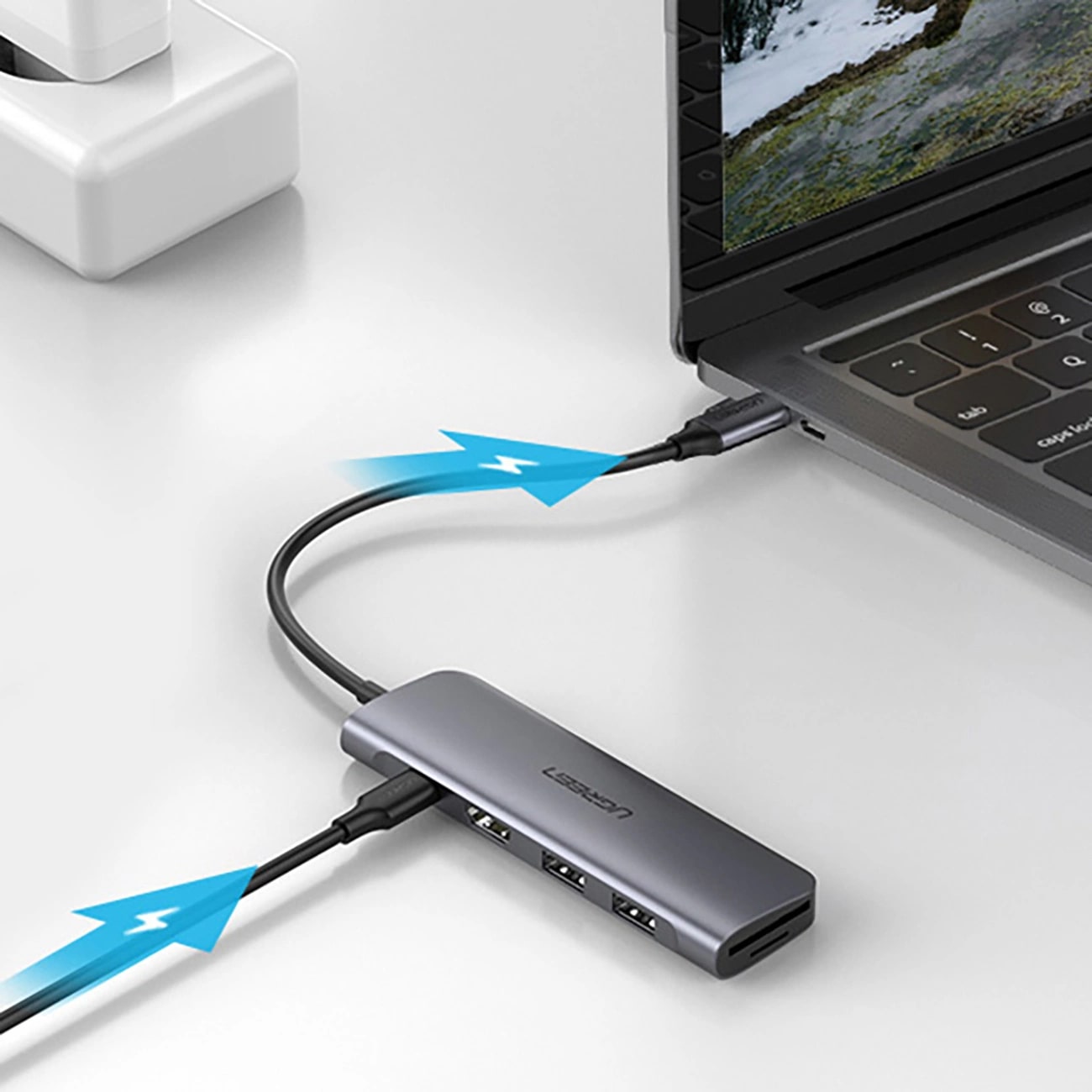 Hub USB-C UGREEN CM195 (15214), 2 x USB-A 3.0 - 1 x USB-C - 1 x HDMI - 1 x SD - 1 x microSD, Siv
