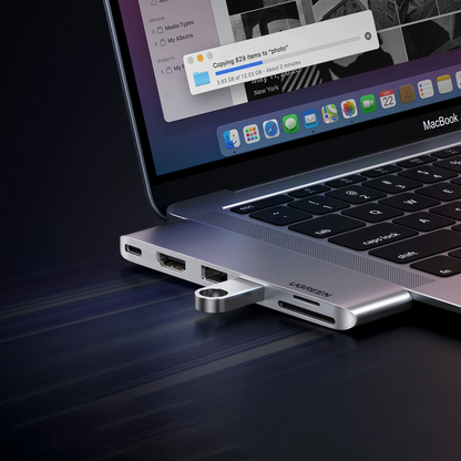 USB-C razdelilnik UGREEN CM380 (80856) za Apple MacBook Pro / Air serijo, 2 x USB-A 3.0 - 1 x USB-C - 1 x HDMI - 1 x SD - 1 x microSD