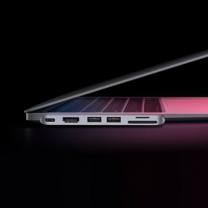USB-C razdelilnik UGREEN CM380 (80856) za Apple MacBook Pro / Air serijo, 2 x USB-A 3.0 - 1 x USB-C - 1 x HDMI - 1 x SD - 1 x microSD