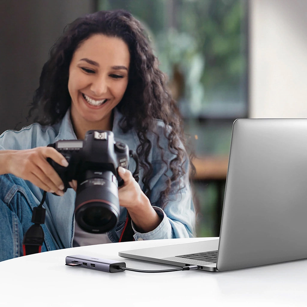 Hub USB-C UGREEN CM512, 2 x USB-A 3.0 - 1 x USB-C - 1 x HDMI - 1 x SD - 1 x microSD - RJ45, Siv