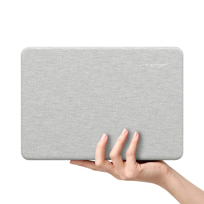 Ovitek Spigen Urban Fit za Apple MacBook Neo 13-palčni, Siva ACS11542