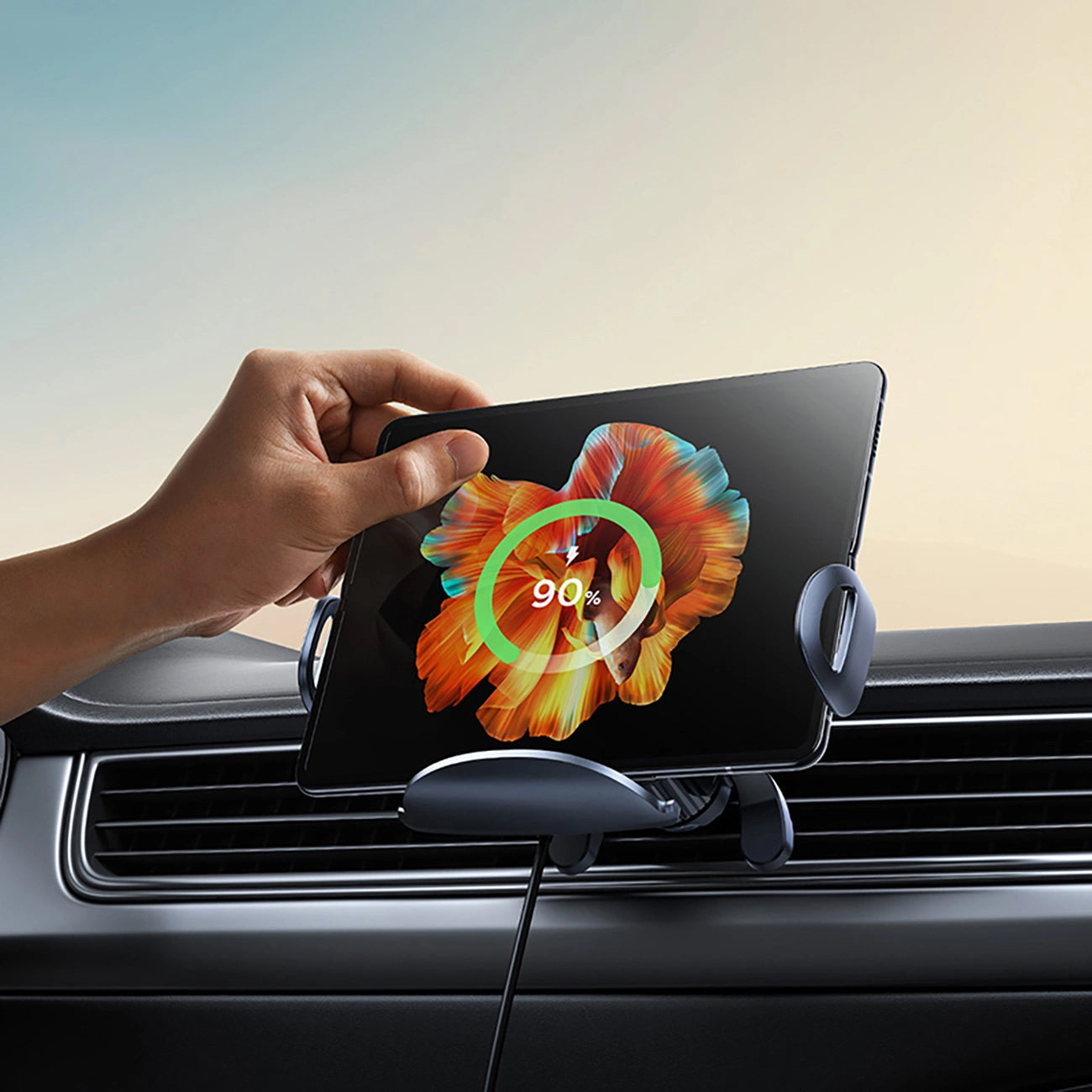 Brezžični avtomobilski polnilec Baseus LightChaser, 15W, 1.67A, črn, ponovno zapakiran C40355901111-00