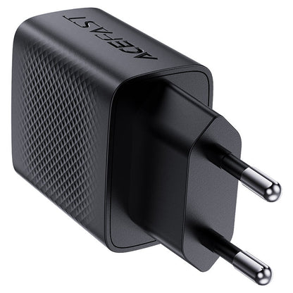 Polnilnik Acefast A78, 20W, 3A, 1 x USB-A - 1 x USB-C, črn