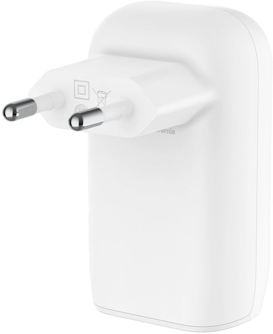 Omrežni polnilec Belkin BoostCharge, 67W, 3A, 3 x USB-C, bel WCC002vfWH