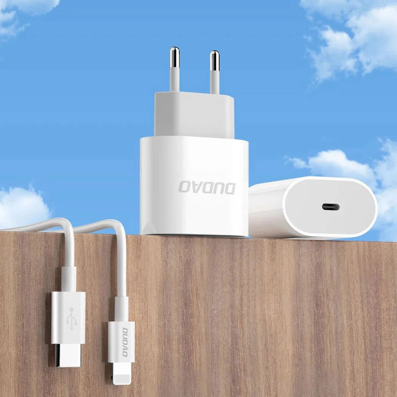 Polnilnik omrežja s kablom USB-C Dudao A14EUC, 20W, 3A, 1 x USB-C, črn