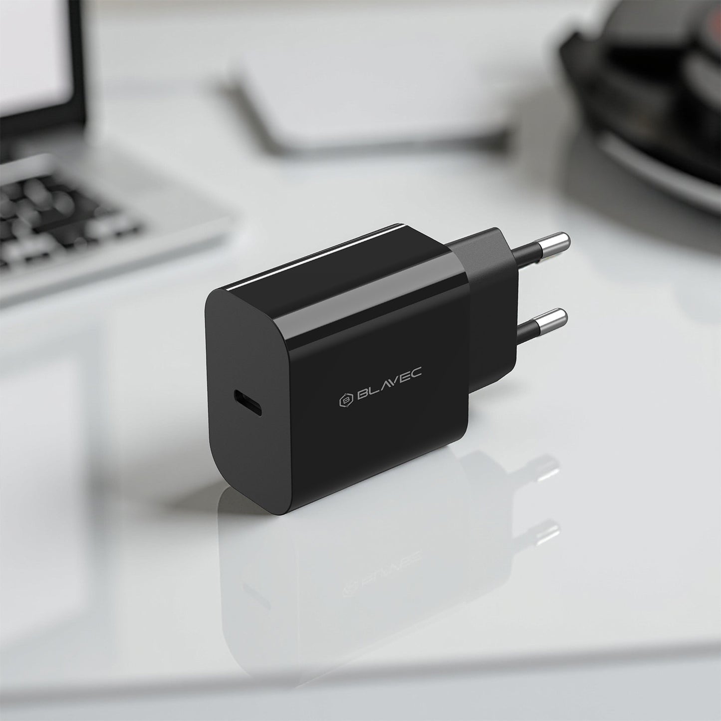 Polnilnik omrežja s kablom USB-C Blavec BC-7, 45W, 3A, 1 x USB-C, črn