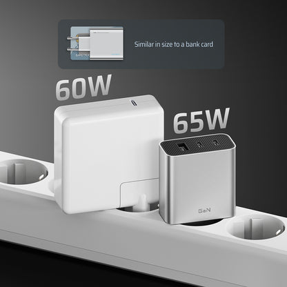 Omrežni polnilec Cuktech, 65W, 3,25A, 1 x USB-A - 2 x USB-C, bel CUK0A15CEUSL