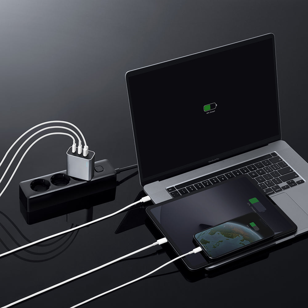 Omrežni polnilec Cuktech, 65W, 3,25A, 1 x USB-A - 2 x USB-C, bel CUK0A15CEUSL