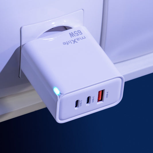 Polnilnik omrežja MaXlife MXTC-09-65ACC, 65W, 3.25A, 1 x USB-A - 2 x USB-C, Bel