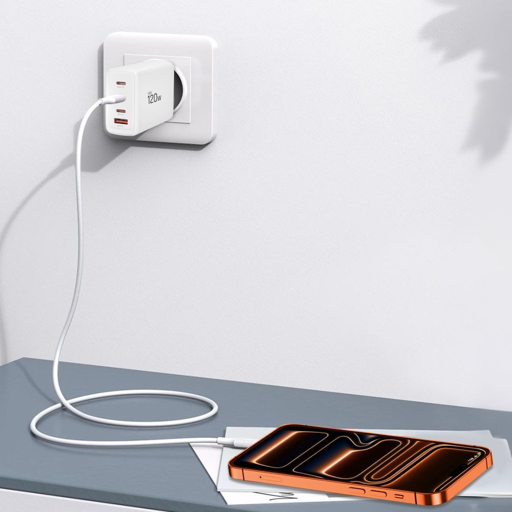Polnilnik omrežja Tech-Protect NC120W-GAN, 120W, 5A, 1 x USB-A - 3 x USB-C, Bel