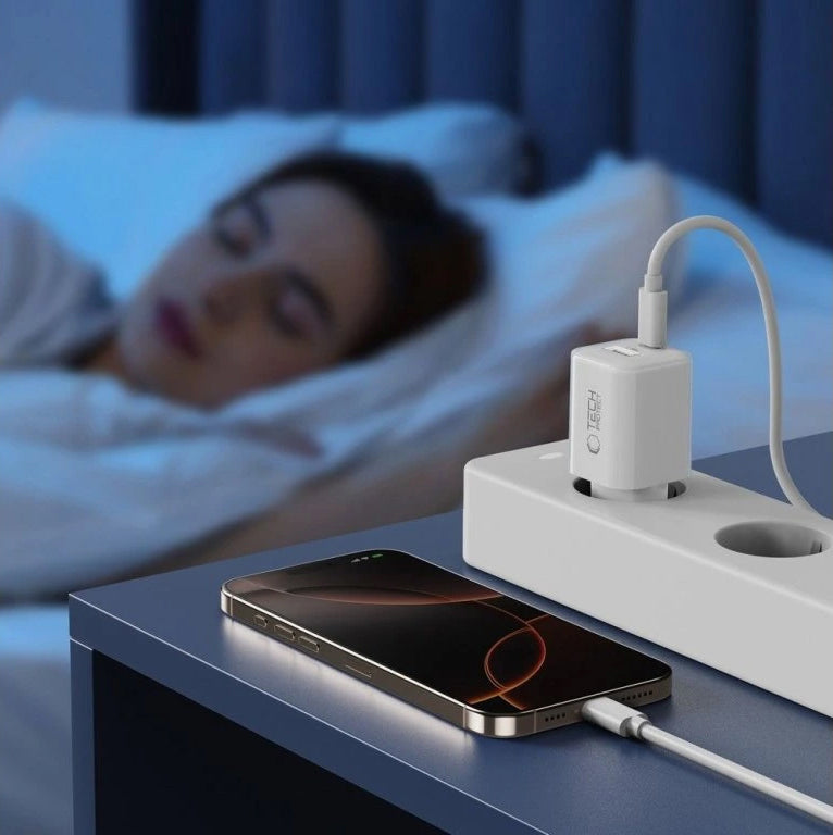 Polnilnik omrežja Tech-Protect NCM33W, 33W, 3A, 1 x USB-A - 1 x USB-C, Bel