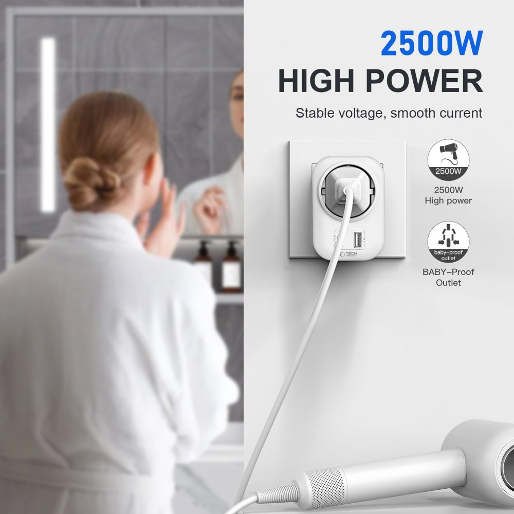 Polnilnik omrežja Tech-Protect TA100 Travel UK, 20W, 3A, 1 x Schuko - 1 x USB-A - 1 x USB-C, Bel