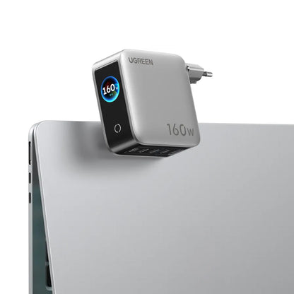 Omrežni polnilnik UGREEN Nexode Pro X774 (65637B) z zaslonom, 160 W, 5 A, 1 × USB-A – 4 × USB-C, siv