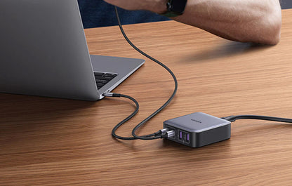 Polnilna postaja UGREEN CD327 Nexode, 65W, 3.25A, 2 x USB-A - 2 x USB-C, Črna